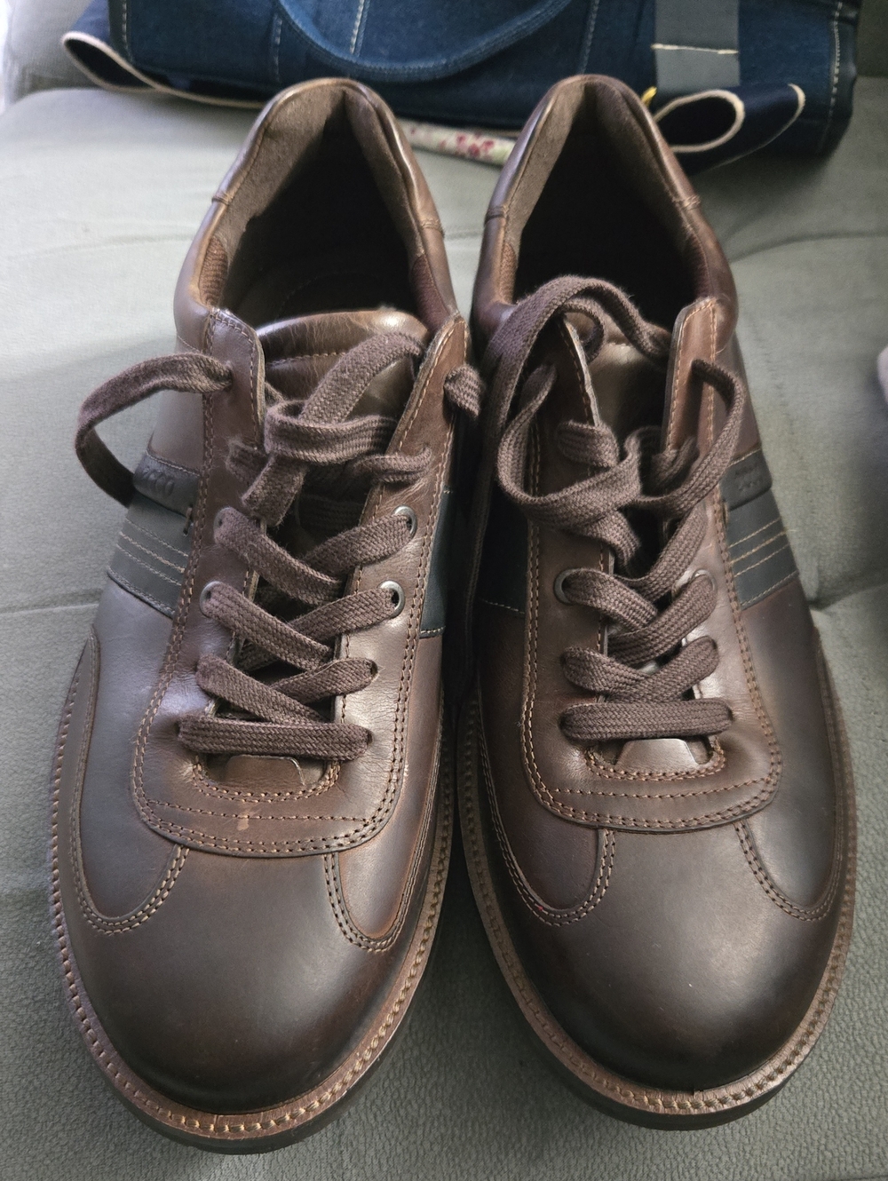 Ecco Men's Dark Brown Leather Lace-Up Sneakers